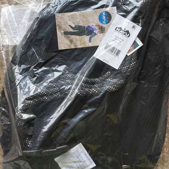 NEW KAVU Rope Snug Sling Bag - Picture 10 of 11